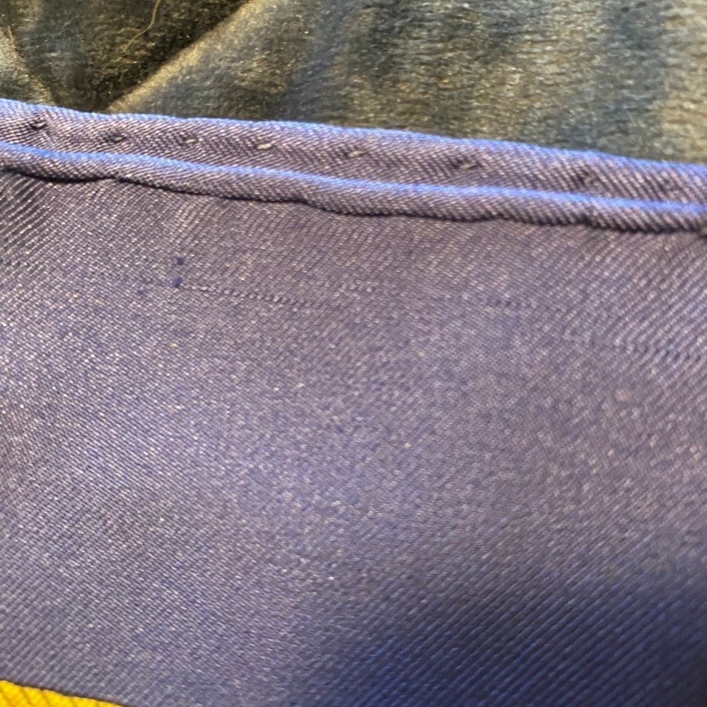 Vintage Hermès Scarf - Picture 12 of 12